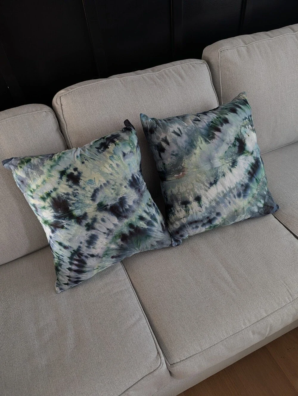 New Custom Tiedye 20x20 Pillows Set Of 2